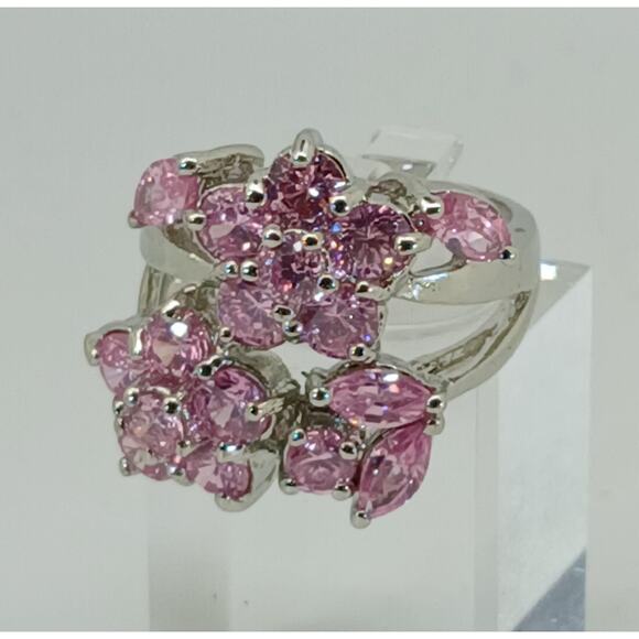 Vintage Ring Size 6.75 Silver Tone White Gold GP Purple Sim Diamond CZ Cocktail - Picture 6 of 10